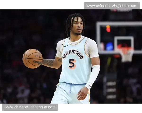 卡斯尔二年级场均7助攻 马刺后场组织核心悄然易主 卡斯尔二年级场均7助攻 马刺后场组织核心悄然易主