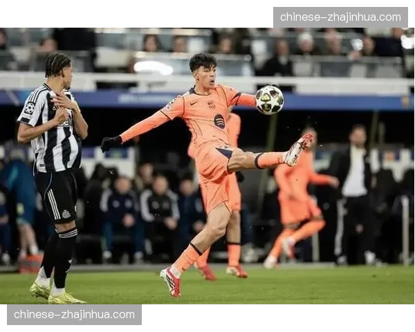 巴萨18岁中场贝尔纳尔脚踝扭伤，预计将缺席十天左右